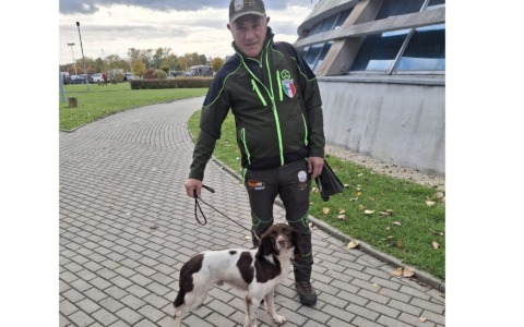 Elio Mascheretti e il suo springer spaniel Axel: da Orio al Serio al tetto del mondo