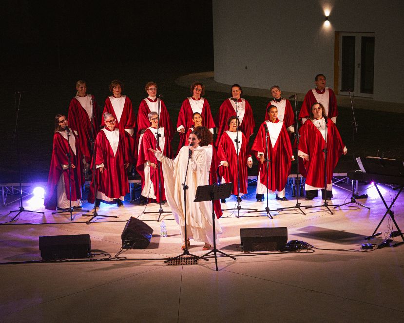 Città Alta entra ancor di più nel clima delle feste: arrivano i cori natalizi nella Biblioteca Angelo Mai