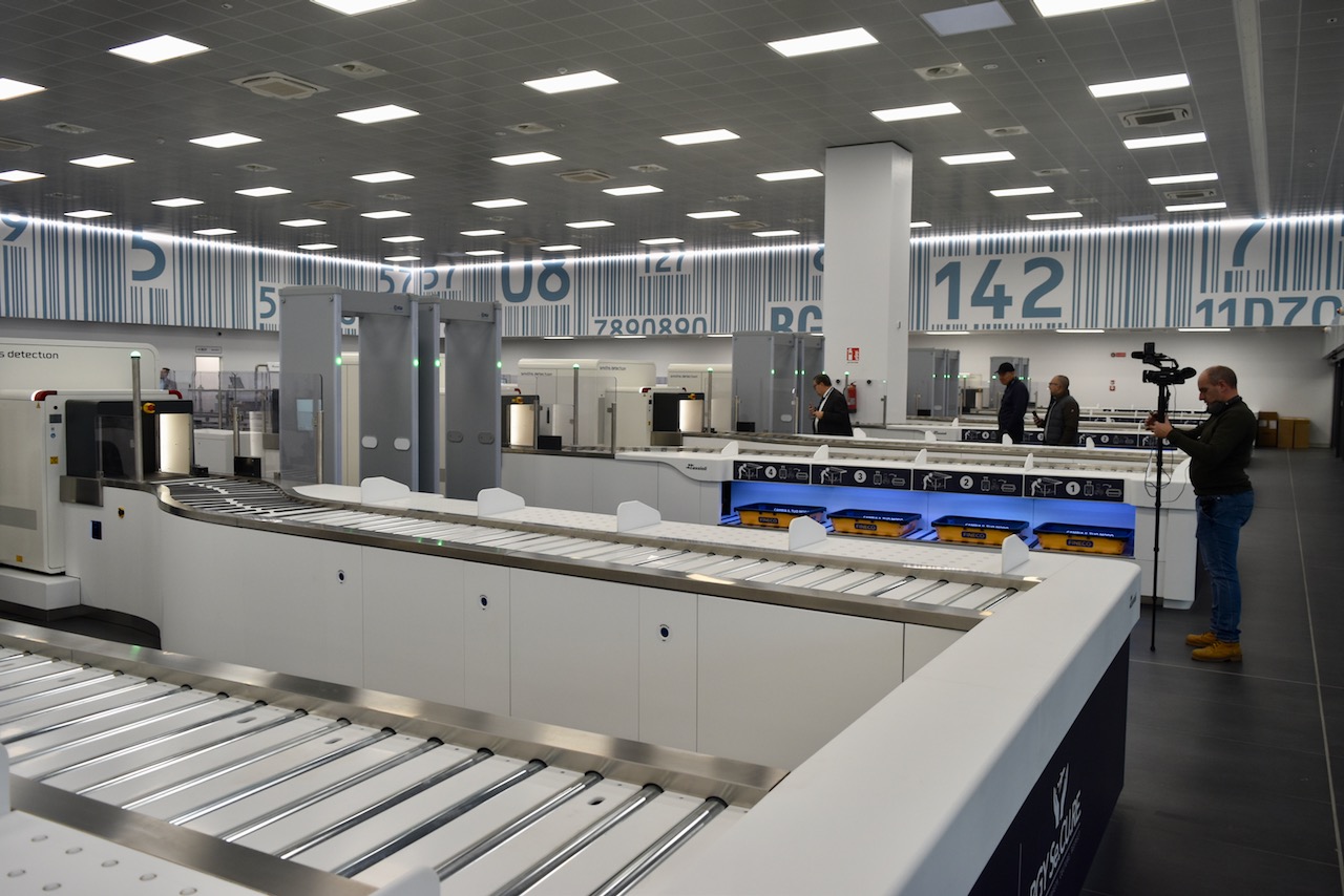 All’aeroporto di Orio è stato inaugurato il nuovo terminal partenze: più tecnologia e servizi per i passeggeri