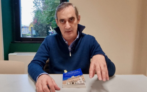 Daniele Belotti, i libri e la Lega: i suoi trentacinque anni di politica «da marciapiede»