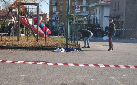 Il giallo dei due fratelli trovati incoscienti in un parcheggio a Pontida. Il maggiore è in condizioni disperate