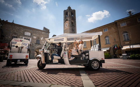 Quando la sostenibilità diventa un’esperienza: Bergamo by Tuk Tuk riceve il premio “Imprendigreen”