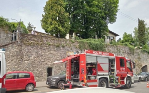 Ogni studente danneggiato dall’incendio alla scuola media Donadoni di Città Alta riceverà 100 euro