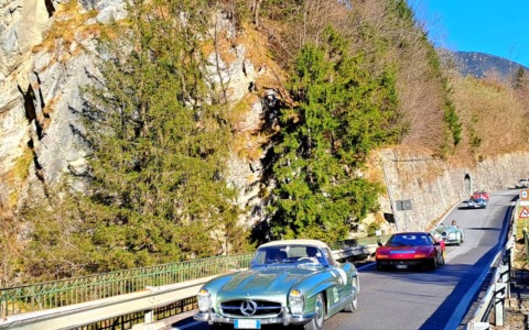 Motori d’epoca tra le strenne: la Presolana si accende con le auto storiche