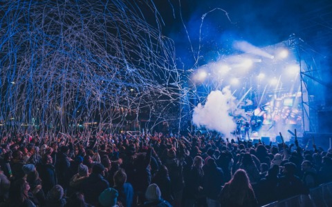 Capodanno 2026 in piazzale Alpini, l’ordinanza del Comune di Bergamo: ecco le regole da rispettare