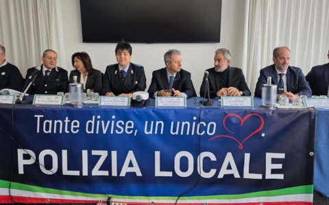 Orgoglio bergamasco a Riccione: premiati dieci agenti delle polizie locali per il loro servizio sul territorio