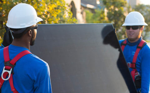 Dal risparmio in bolletta alla sostenibilità:  dieci ragioni per scegliere il fotovoltaico