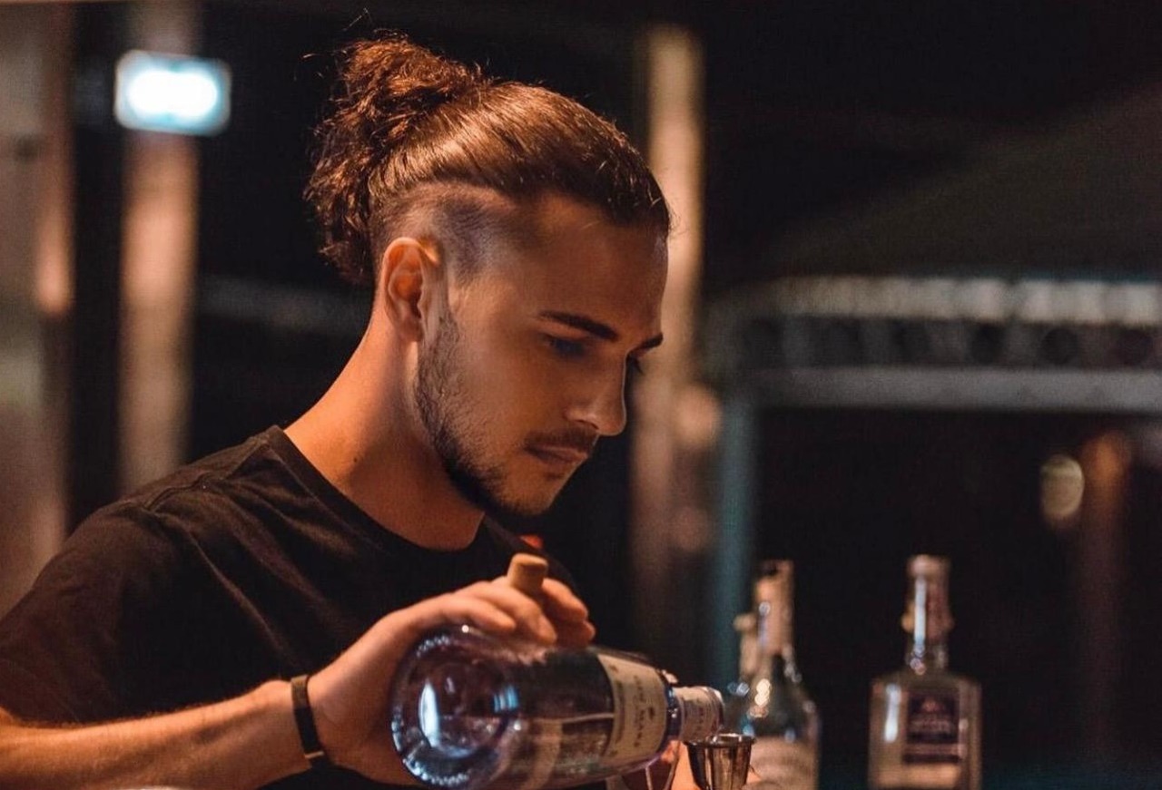 Una serata al Cielo Cocktail Bar di Dalmine, dove Alessandro ci mette cuore e passione