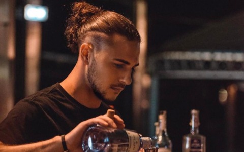 Una serata al Cielo Cocktail Bar di Dalmine, dove Alessandro ci mette cuore e passione