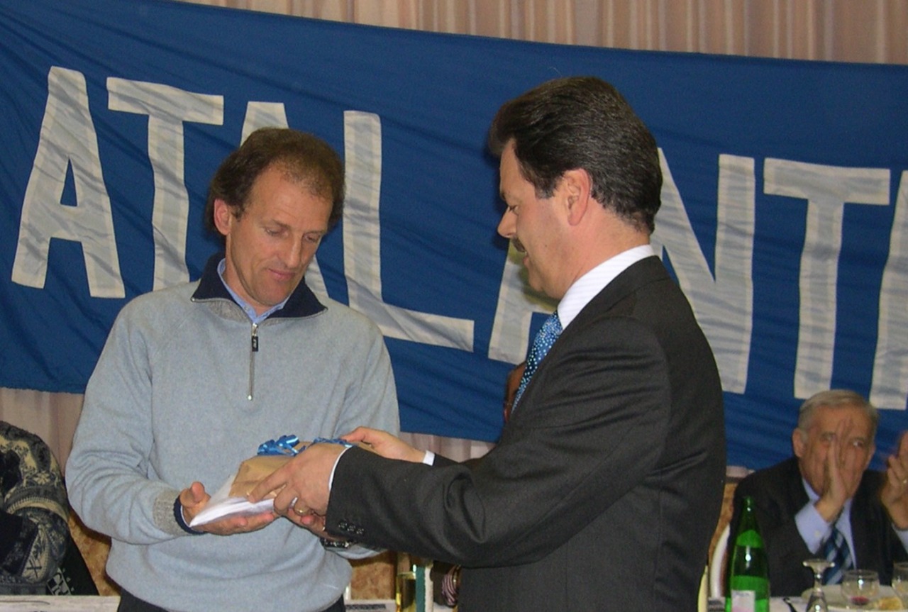 Se n’è andato Eugenio Perico, che giocò nell’Atalanta. Visse il calcio da professionista e grande educatore