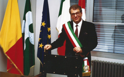 Se n’è andato Elio Capelli, sindaco di Albino dal 1990 al 1995, l’ultimo eletto dal Consiglio comunale