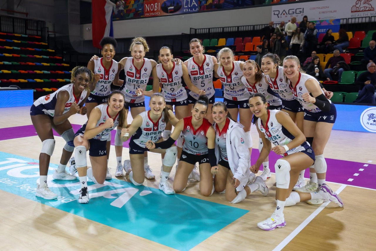 Vince e convince il Volley Bergamo a Firenze: ottavo posto agganciato e Coppa Italia più vicina
