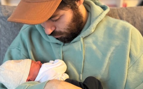 È nato il primo figlio di Riccardo Zanotti, leader dei Pinguini Tattici Nucleari