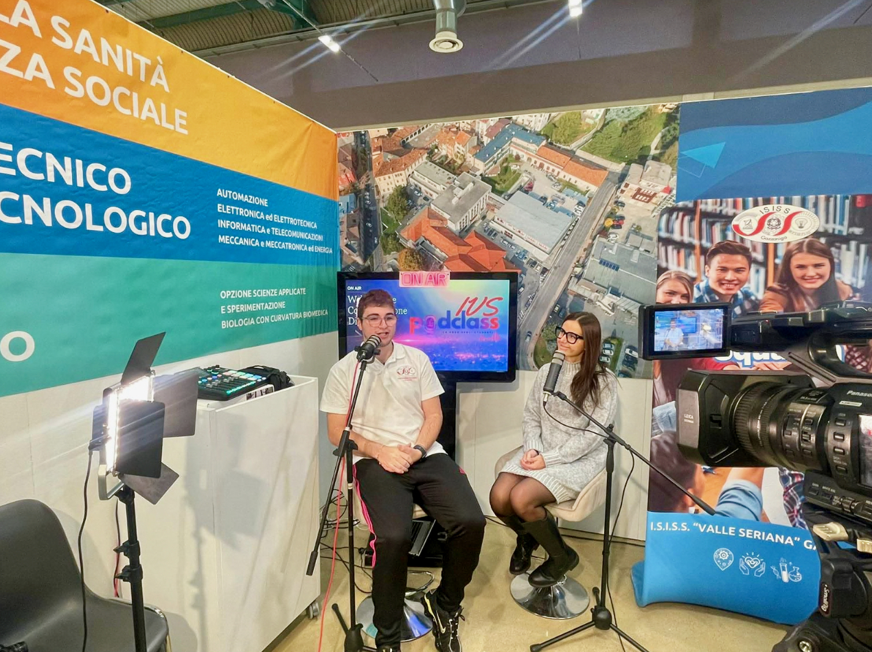 A Gazzaniga un’onda di entusiasmo per la nuova radio a cura di studenti e studentesse