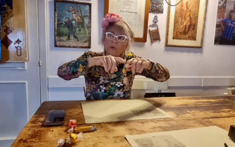 La Giuliana attende «un principe azzurro in sella al cavallo bianco». Sempre nella sua trattoria