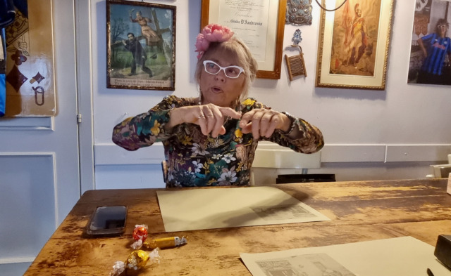 La Giuliana attende «un principe azzurro in sella al cavallo bianco». Sempre nella sua trattoria