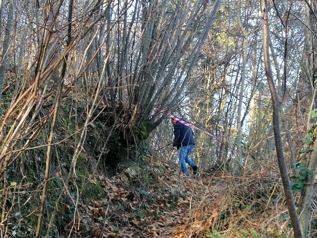 Sparatoria nella notte a Solto Collina, due feriti. Al centro, pare, il controllo dello spaccio
