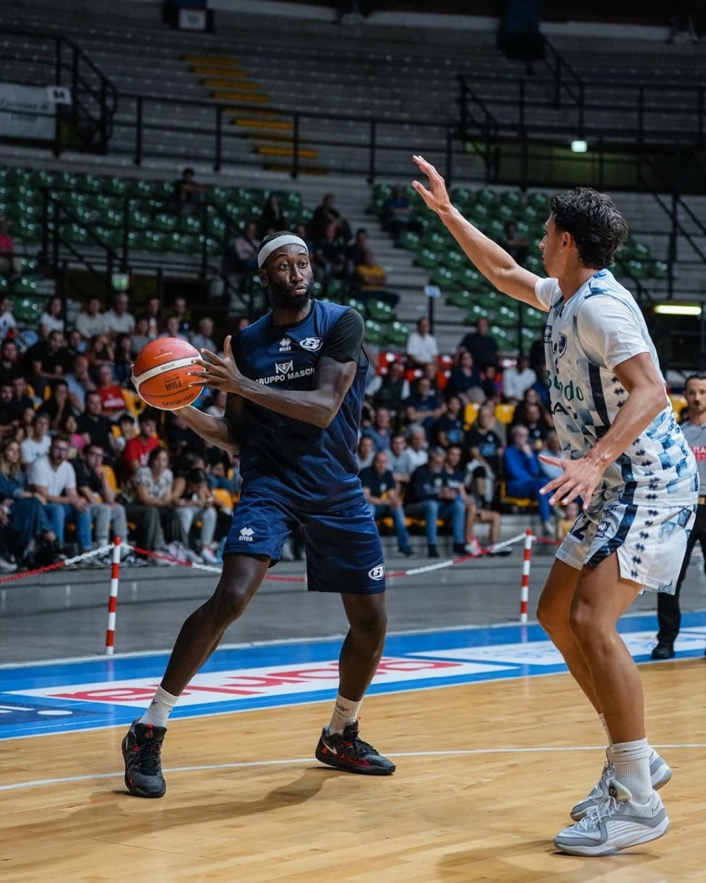 Sotto l’albero, il cestista bergamasco Soma Abati Tourè ha trovato un contratto con Imola