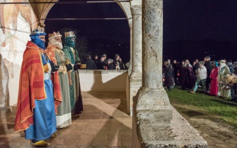 Cinque secoli di devozione, si rinnova a Casnigo l’antica tradizione dei Re Magi