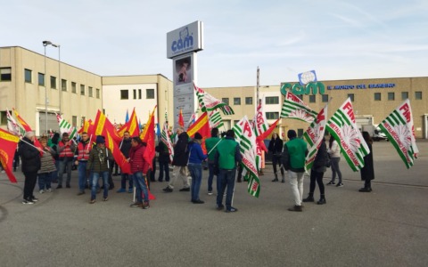 Crisi della Cam, trovato l’accordo: incentivazione all’uscita più alta per i lavoratori di Grumello e Telgate