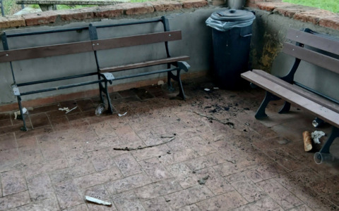 Vandalizzata la chiesetta dei morti di Calvenzano, nelle campagne al confine con Casirate