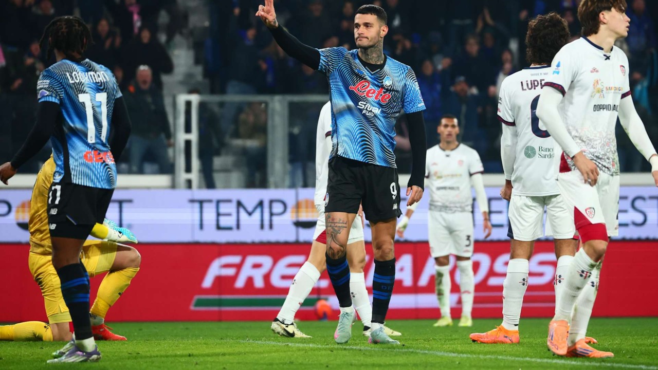 Scamacca è rinato: doppietta con 38 di febbre e prestazione da leader anche contro il Cagliari