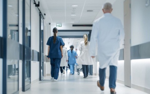 Caso San Raffaele, sindacati divisi: «Anche in Bergamasca ci si affida a società esterne»; «Non demonizziamo»