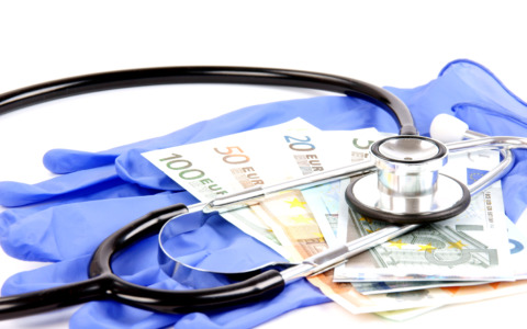 Aumenta la spesa sanitaria dei bergamaschi, che pagano oltre 1.100 euro l’anno: «Praticamente una tassa in più»