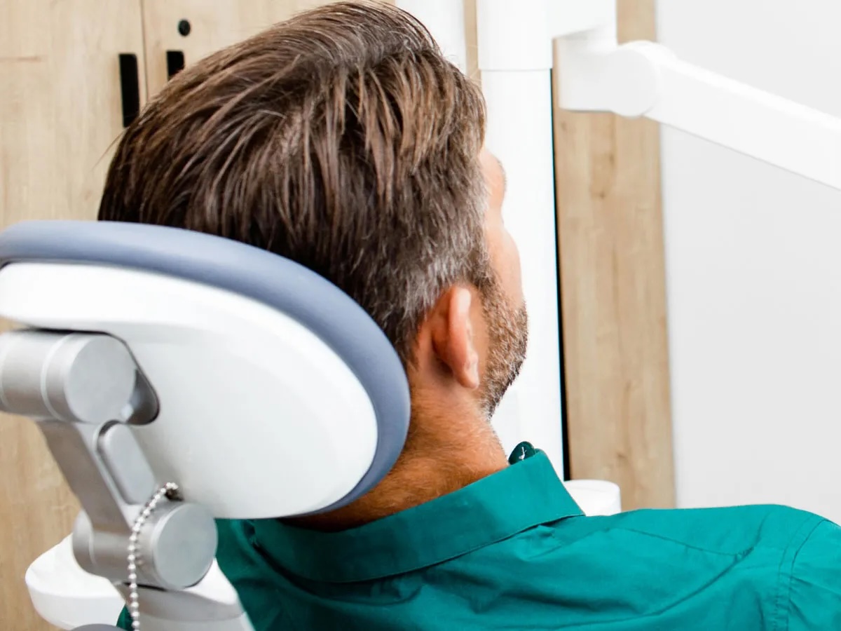 Stimolazione magnetica transcranica: il suo ruolo nelle dipendenze