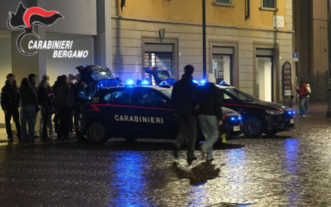 Aggressioni e rapine nella Bassa: giovane arrestato, altri due denunciati dai carabinieri