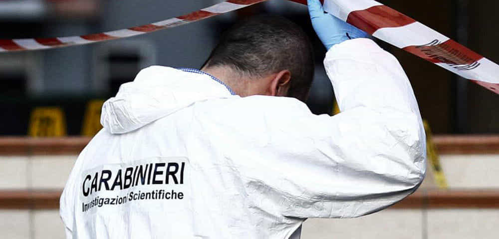 Cadavere del richiedente asilo trovato a bordo strada a Taleggio, si indaga per omicidio