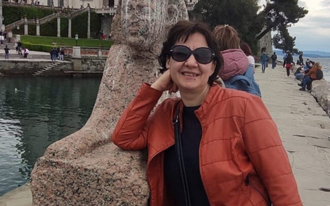 Allegra, solare e altruista: chi era Angela Varzaru, morta nello schianto con il suo scooter alla Celadina