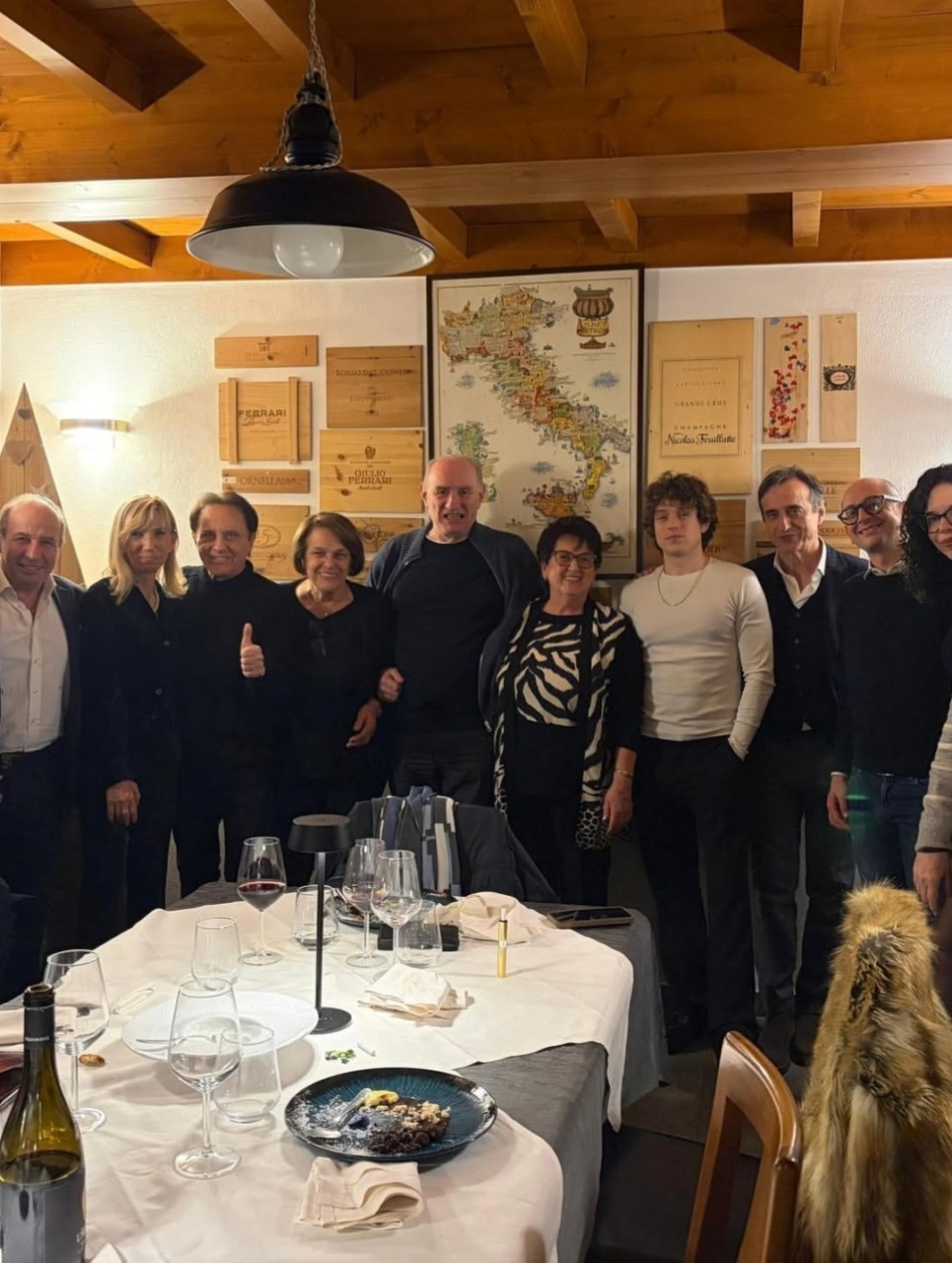 Dolci note al ristorante Mazzini 200 di Albino: Roby Facchinetti e Irama a cena insieme