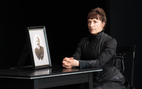 Cechov secondo Peter Stein: al Donizetti va in scena “Crisi di nervi”