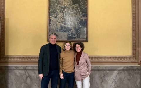 Prestata più di un anno fa, la “Pianta di Alvise Cima” che raffigura Bergamo è tornata alla Biblioteca Mai