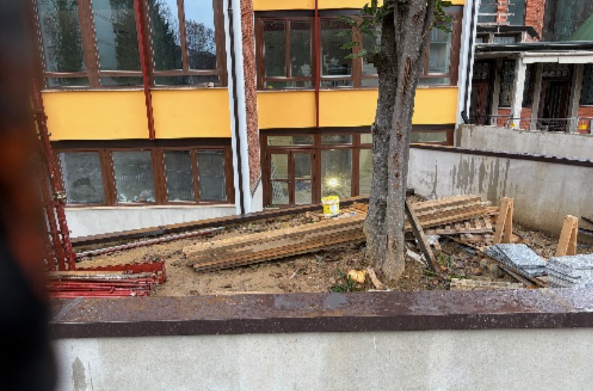 All’ex Sacro Cuore di Bergamo i lavori sono (ancora) in ritardo, nonostante le promesse dell’azienda
