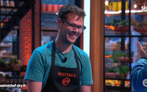 Matteo Rinaldi capitano a MasterChef, ma la prova non va. Al Pressure Test però convince tutti