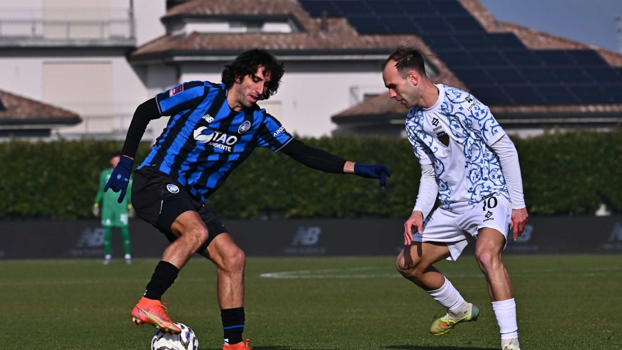 Il 2026 dell’Atalanta si apre con una sconfitta: il Latina vince 2-1 a Caravaggio, Dea in crisi
