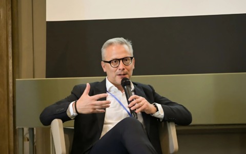 Fili del Tempo, la storia come lente sul presente