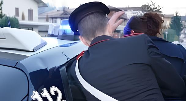 Picchia la madre 85enne: libertà vigilata per una 47enne di Caravaggio