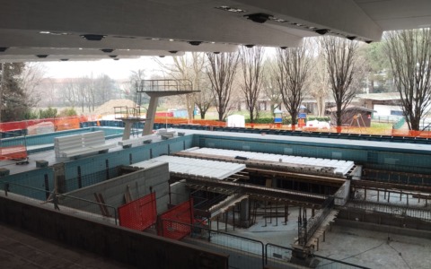Piscine Italcementi, i lavori procedono: il cantiere finirà nel settembre 2027