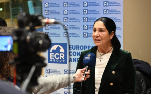 Lara Magoni a Strasburgo: «Serve un’Europa che garantisca protezione, sostegno tangibile e libertà reale alle donne»