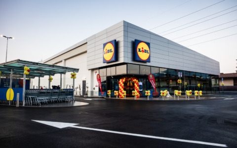Il nuovo Lidl di Villa d’Almè accende la polemica: «Noi residenti preoccupati. Intanto i giovani se ne vanno»