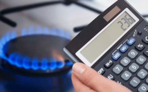 Federconsumatori Bergamo sul Decreto Bollette: «Misure insufficienti, pochi benefici reali per le famiglie»
