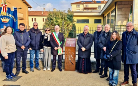 Tutta Ponte San Pietro ha festeggiato la “nuova” via Papa Giovanni, più sicura e a misura di pedoni