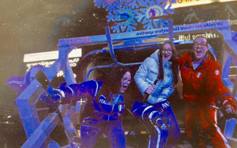 Ad Azzano San Paolo la «gioia vera» delle Olimpiadi nel selfie scattato da Francesca Damiola