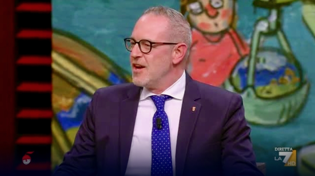 Il presidente della Provincia Gandolfi in gran spolvero su La7 da Giovanni Floris. Punta in alto?