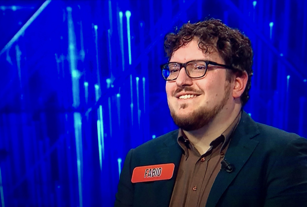 Fabio Ravasio di Curno ha partecipato a “L’Eredità” per… fare una sorpresa alla nonna Imelda