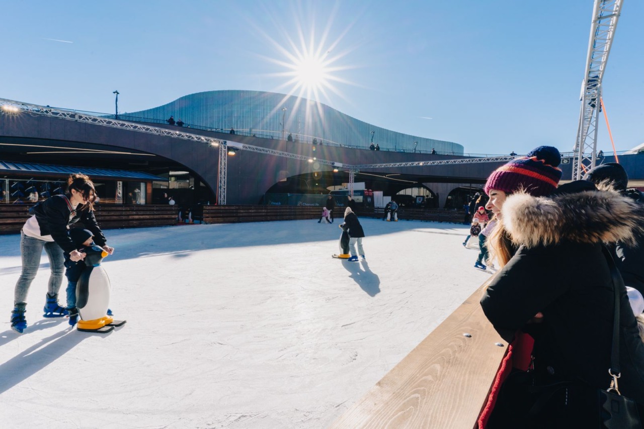 Anche a ChorusLife si festeggia il Carnevale: spettacoli, maschere sul ghiaccio e sfilata