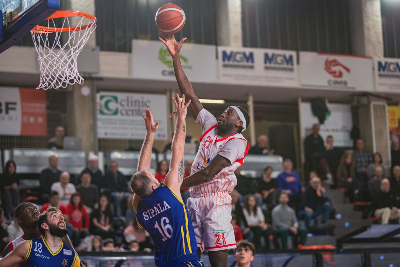 Soma Abati Tourè ha convinto tutti: l’Up Andrea Costa Imola lo ha messo sotto contratto fino a fine stagione